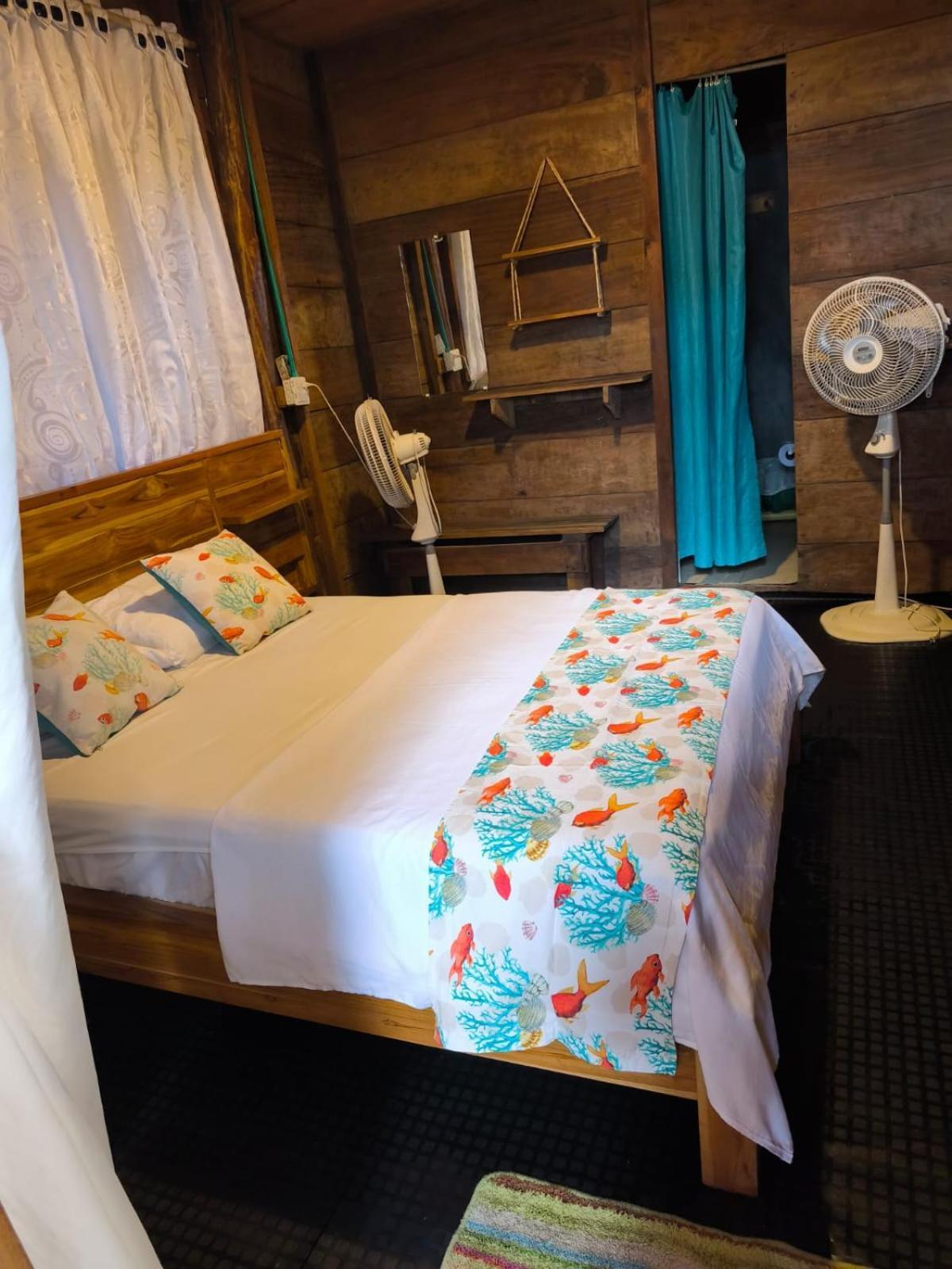 Hostal Velero Relax Guachaca Buitenkant foto